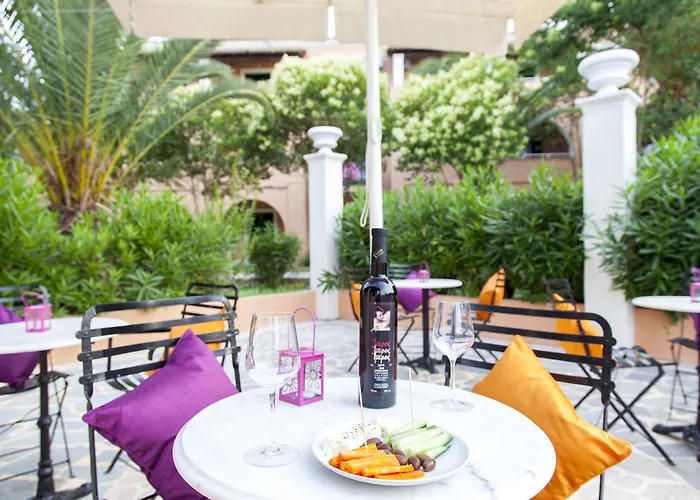 Otel Corfugrace 2*